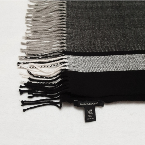 Banana Republic Scarf With Fringe - Picture 9 of 15